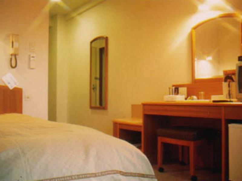 Business Inn Umesaki - Vacation Stay 63382V Nagasu Екстер'єр фото