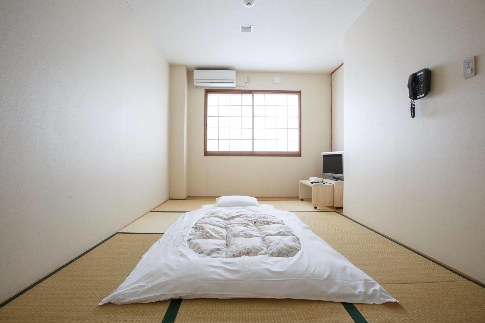 Business Inn Umesaki - Vacation Stay 63382V Nagasu Екстер'єр фото