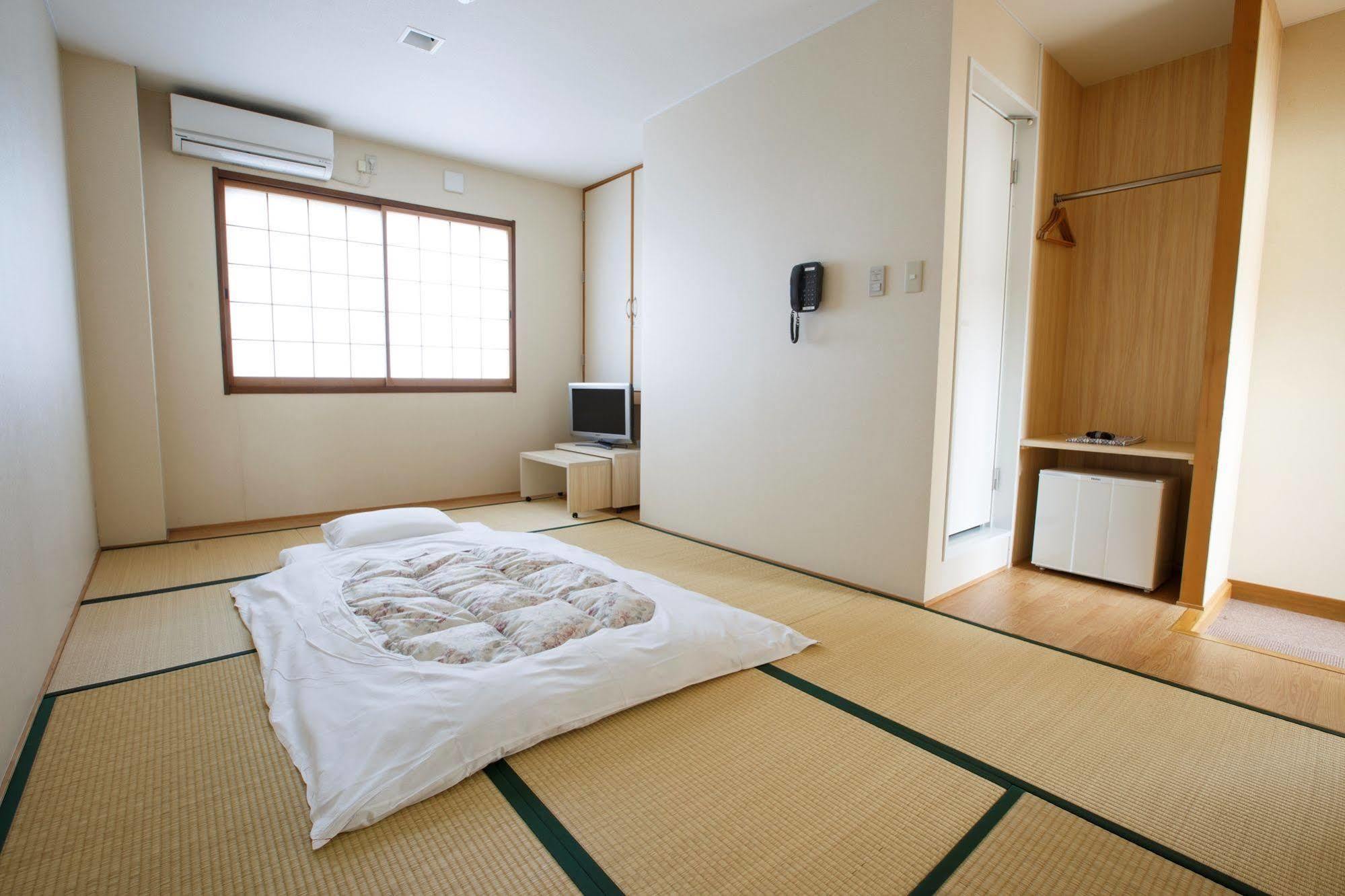 Business Inn Umesaki - Vacation Stay 63382V Nagasu Екстер'єр фото